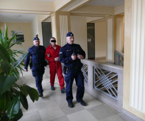 Ostrzelał braci i próbował zabić nożem znajomego. „Nie wiem, czy nim go uderzyłem”