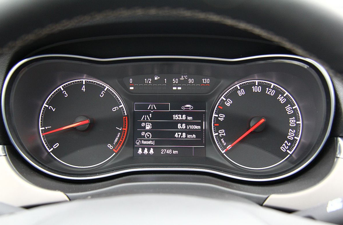 Opel Corsa 3D 1.0 Turbo Cosmo