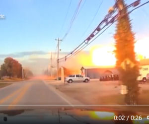 Uchwycono katastrofę lotniczą na filmie. Ten kierowca oszukał przeznaczenie