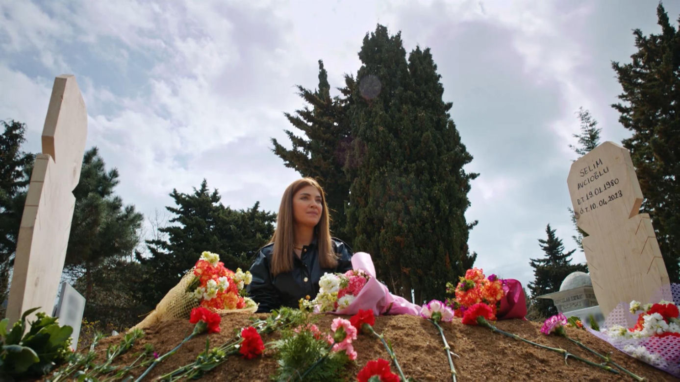 Zakazany owoc. Tragiczna śmierć Selima. Kumru w żałobie po ojcu swojego dziecka