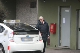 Macierewicz musi się wozić taksówką