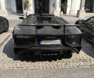Lamborghini Aventador Roadster SV reżysera Patryka Vegi