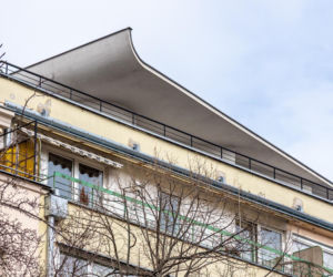 Dom Pod Żaglem na Alei Przyjaciół w Warszawie