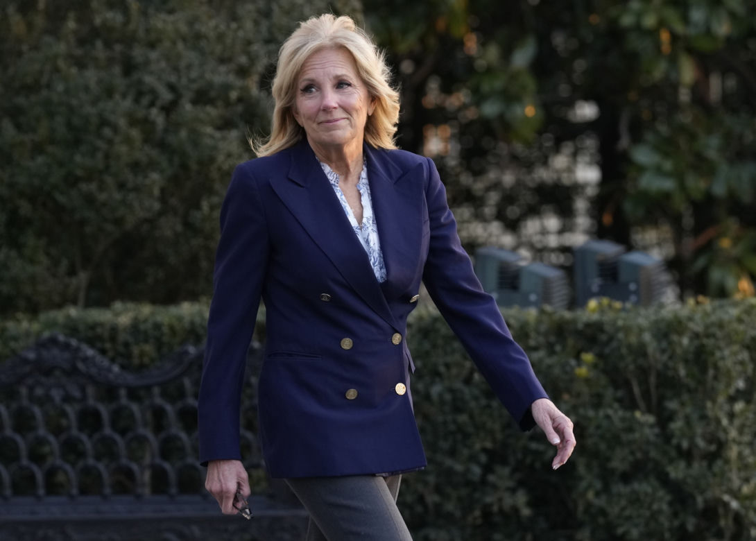 Porównanie stylu Jill Biden i Agaty Dudy