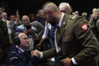 Kapral Mateusz wczoraj odebrał Złota Gardę