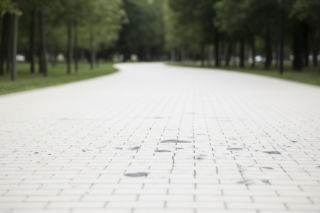 Park Szymańskiego po remoncie zniszczony. Kto dewastuje publiczne mienie?