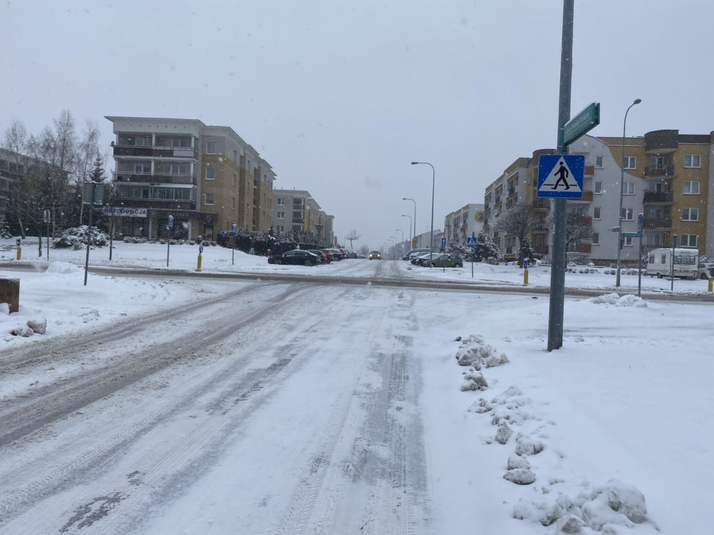 Sytuacja na drogach w Białymstoku. Styczniowy atak zimy w Podlaskiem