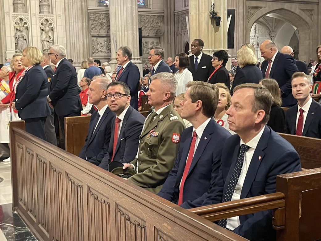 Uroczysta msza przed 88. Paradą Pułaskiego w NY