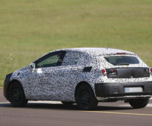 Opel Astra 2015 - zdjęcia szpiegowskie