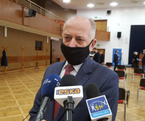 Przekazanie czeków potwierdzających dofinansowanie z Funduszu Dróg Samorządowych w subregionie tarnowskim