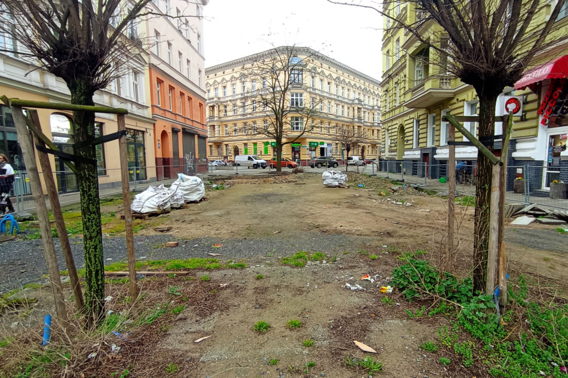 Pozostałości po dawnej "ścianie płaczu"
