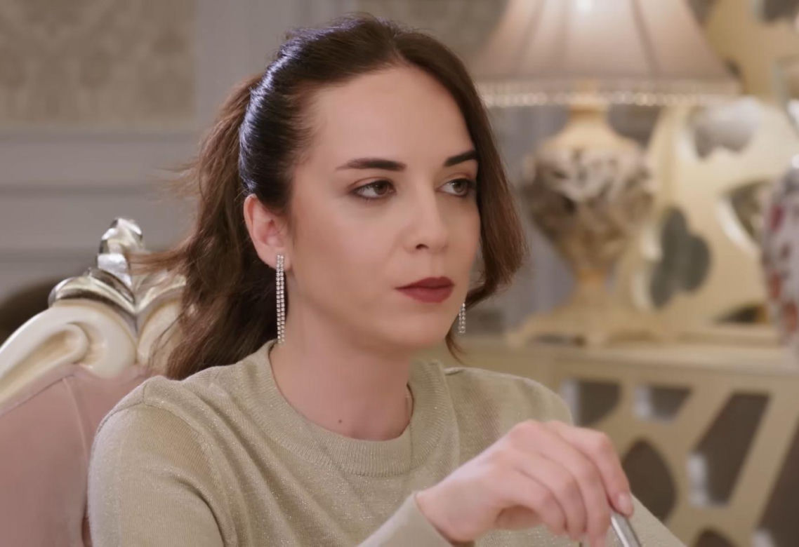 "Panna młoda", odcinek 44: Beyza upomina się o swój posag, stawiając Cihana w trudnej sytuacji