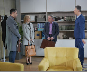 Pierwsza miłość odcinek 2481, Artur (Łukasz Płoszajski), Zbigniew Matejka, Sabina (Urszula Dębska), Aleks (Tomasz Mandes)