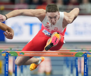 Jakub Szymański ze złotem halowych mistrzostw świata. Płotkarz zdeklasował rywali w Toruniu