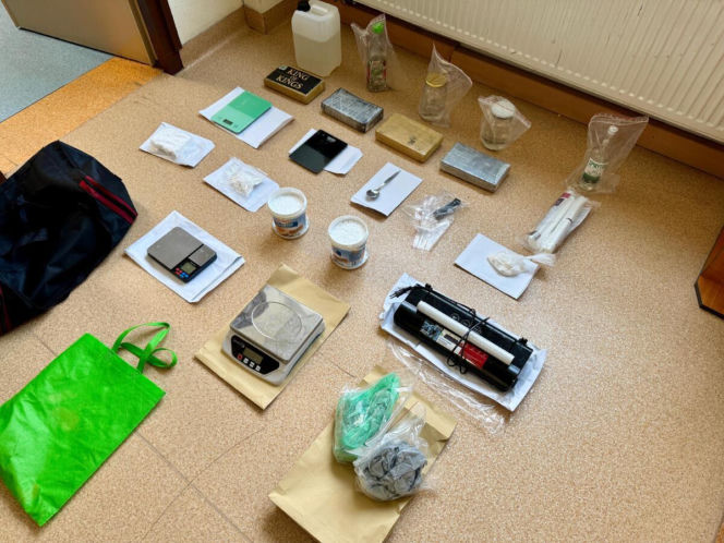 Wielki boss kiboli złapany na gorącym uczynku! Policjanci zabezpieczyli narkotyki warte 10 mln złotych!