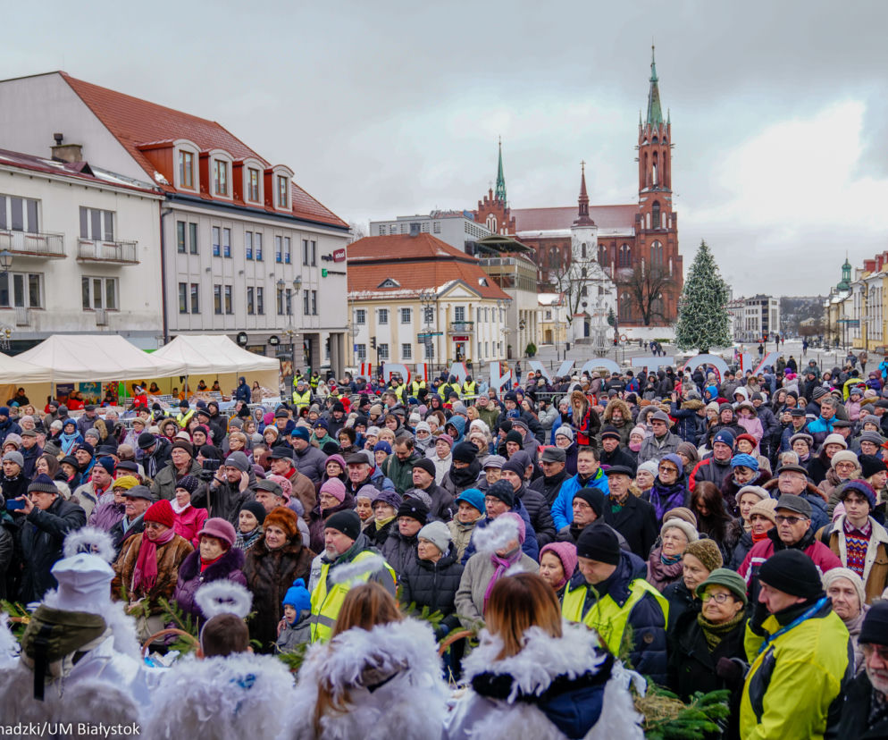 Tona śledzi i dwie tony bigosu. Białystok zaprasza na Wigilię Miejską