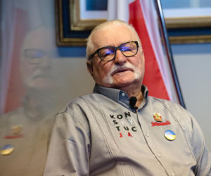 Duda, Komorowski, Kwaśniewski i Wałęsa. Oto byli prezydenci objęci podwyżkami