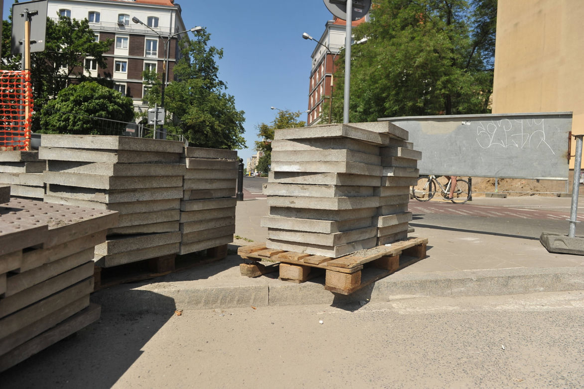 Rusza burzenie schodów! Wielkie zmiany na placu Na Rozdrożu