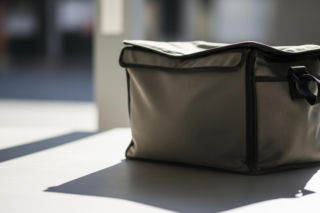 Sierżant Michał Czabrowski znów w mundurze. Co go zmusiło do pracy w Żabce?