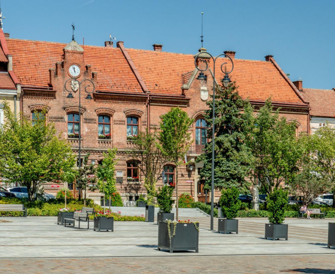 To jedno z najpiękniejszych miast w woj. małopolskim. Mikołaj Rej ukończył w nim swoje słynne dzieło