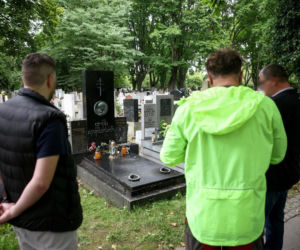 Ktoś zniszczył grób ukraińskiego pisarza