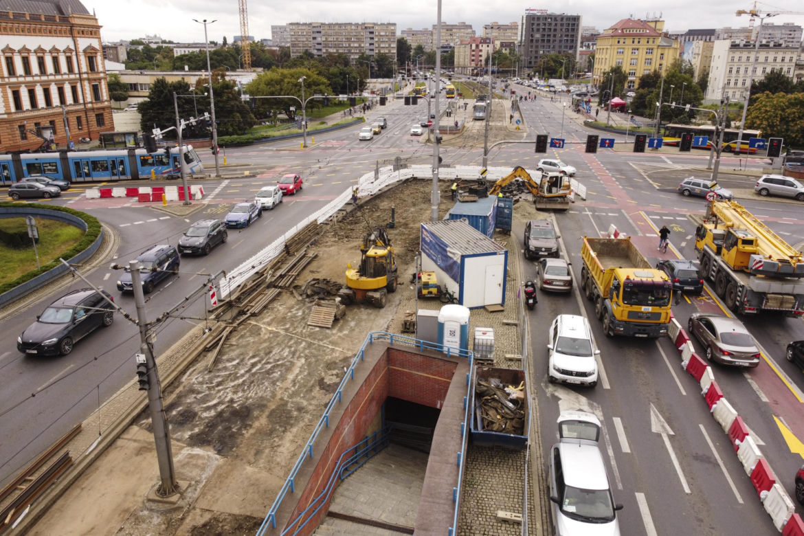 Remont pl. Jana Pawła II we Wrocławiu 