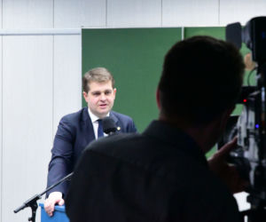 Porodówka zmieniła się nie do poznania. Do szpitala ruszyli studenci UKSW
