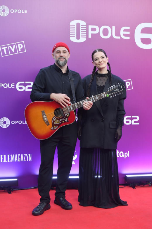 Doda, Piasek i Stankiewicz na czerwonym dywanie w Opolu. Tak wygląda koncert "Premier" i "SuperJedynek" 