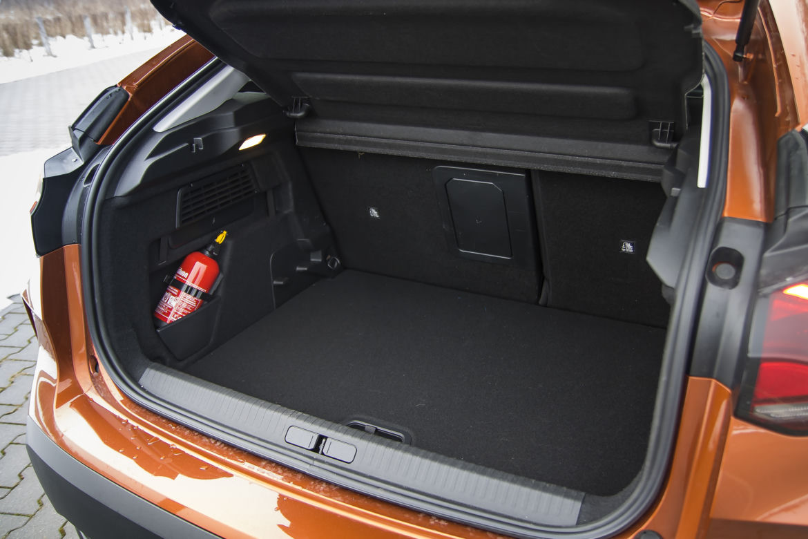 Citroen C4 1.2 PureTech 130 EAT8 Shine