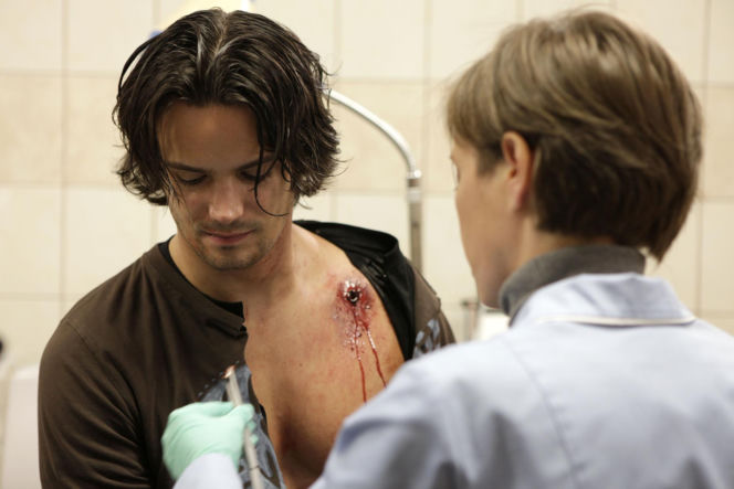 Pierwsza miłość. Paweł Krzyżanowski (Mikołaj Krawczyk), Lena Michalska (Karolina Rosińska) - styczeń 2010 r.