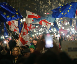 Policja atakowała demonstrantów bronią chemiczną?! Szokujące oskarżenia