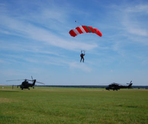 Skydive Chełm: Oderwij się od ziemi i wyskocz!