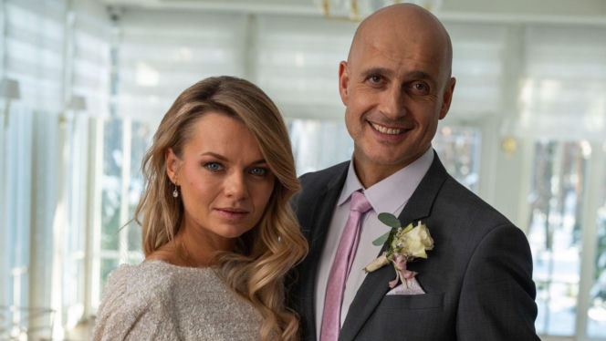 Na dobre i na złe odc. 988. Agata Woźnicka (Emilia Komarnicka), Rafał Konica (Robert Koszucki)