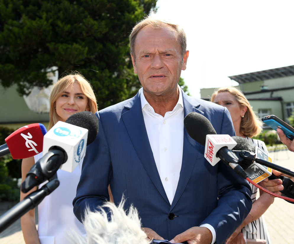 Wybory 2020 Donald Tusk zagłosował z żoną i córką