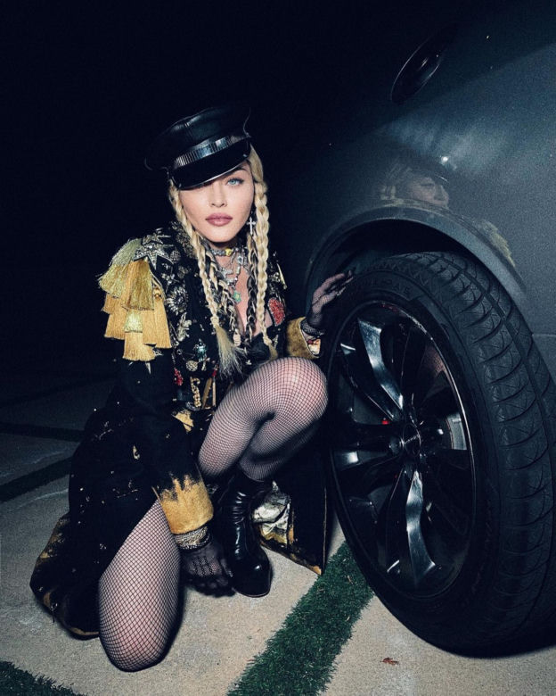 Madonna pokazała spory kawałek ciała. Przesadziła z operacjami?