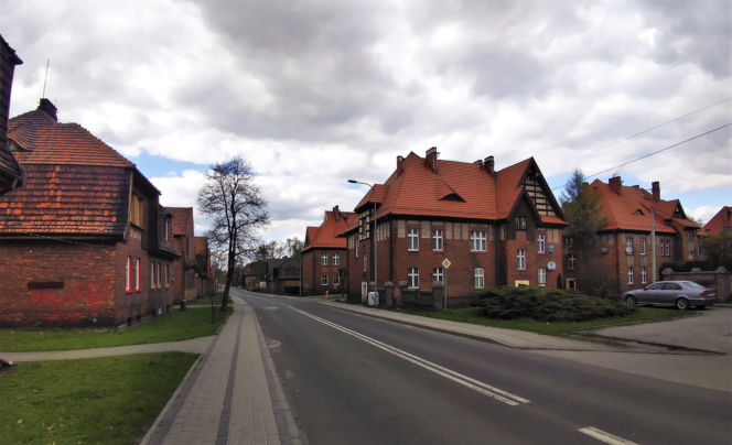 Zachwyca zabytkowym osiedlem familoków. To jedno z najpiękniejszych miast na Śląsku