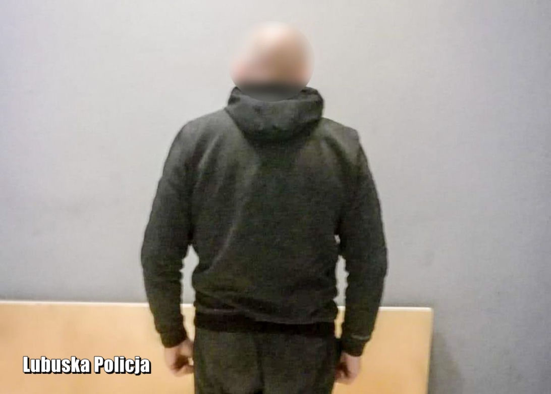 Lubuskie: Policjanci zatrzymali busa z migrantami z Iraku