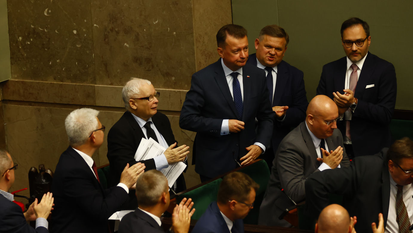 Mariusz Błaszczak obroniony! Opozycja przegrała głosowanie nad wotum nieufności wobec ministra MON