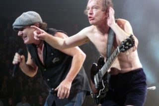 Hells Bells zamiast armat. Jak hity AC/DC pomogły obalić dyktatora Panamy