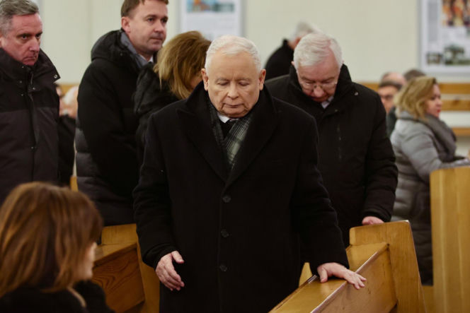 Jarosław Kaczyński w Starachowicach – Hołd dla Matki i Refleksje o Polsce