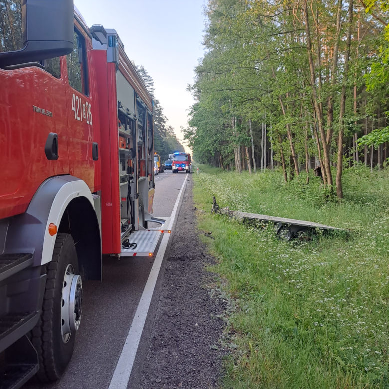 Koszmarny wypadek wpod Rzeczenicą. Nie żyją dwie osoby