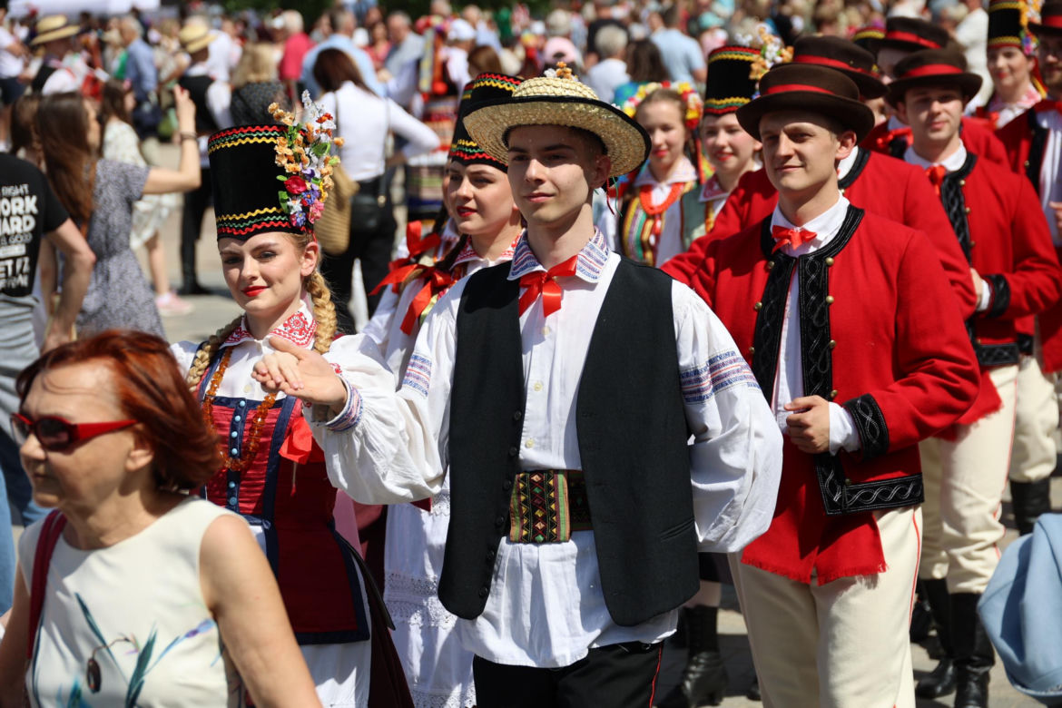 420 par zatańczyło tradycyjnego „Poloneza dla Lublina”! 