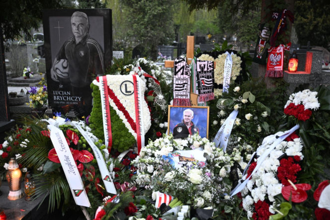 Tak wygląda grób Jacka Magiery po pogrzebie