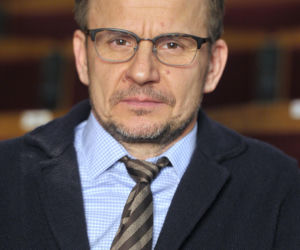 Bartłomiej Topa kiedyś i dziś. Tak przez lata zmieniał się gwiazdor hitowego serialu 1670