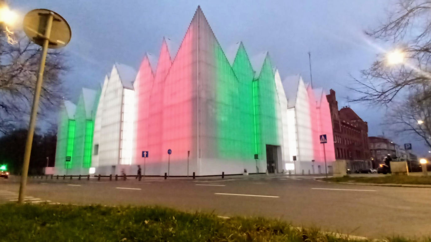 Filharmonia w barwach narodowych Włoch
