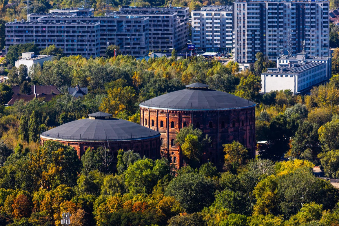 Niezwykła panorama Warszawy ze szczytu Skylinera!