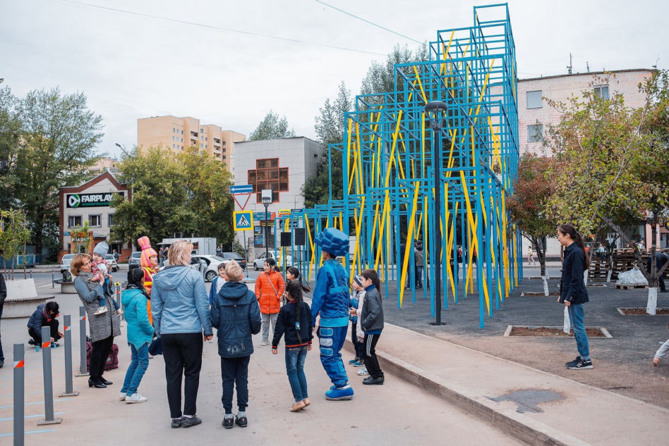 Plac zabaw w Astanie projektu Jakuba Szczęsnego