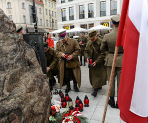 Katyński Marsz Cieni przeszedł przez Warszawę