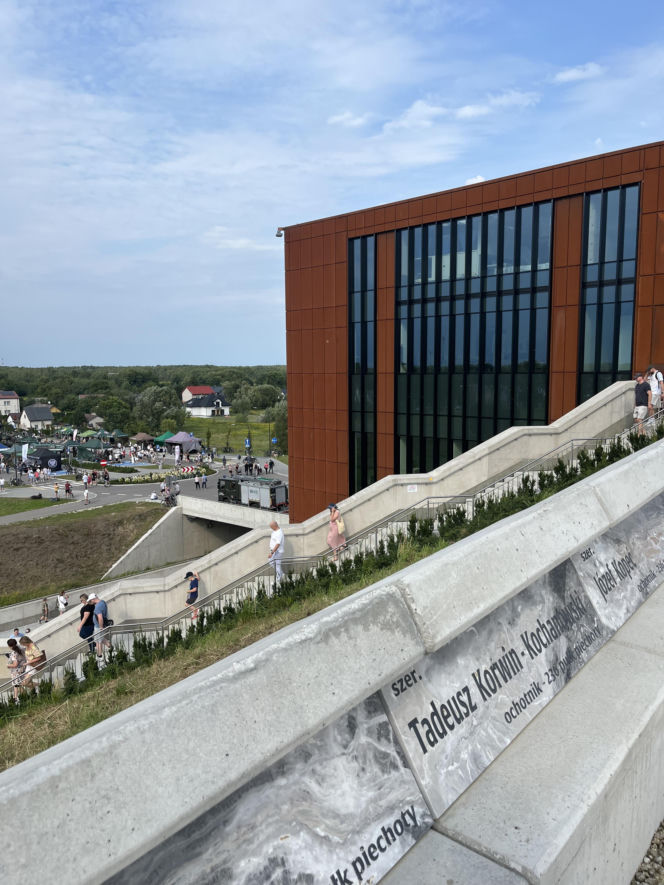 Muzeum Bitwy Warszawskiej po roku funkcjonowania