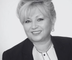 Śmiertelny wypadek na trasie S8. Nie żyje znana neurolożka Emilia Kotewska-Abramceva